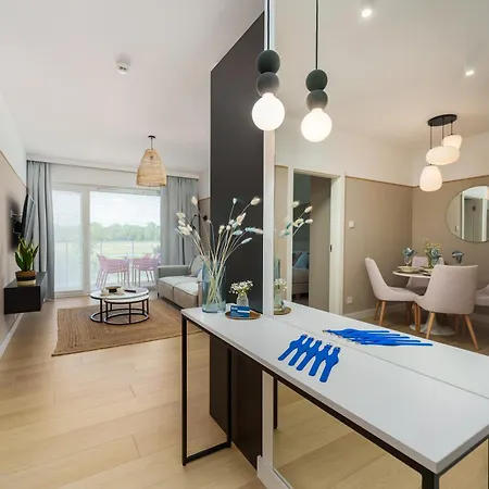 Lighthouse - Polanki Aqua - Апартаменти *