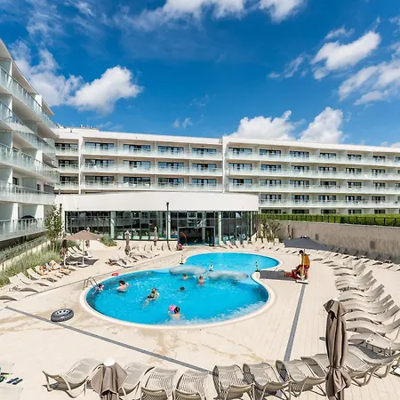 Lighthouse - Polanki Aqua - Апартаменти Колобжег