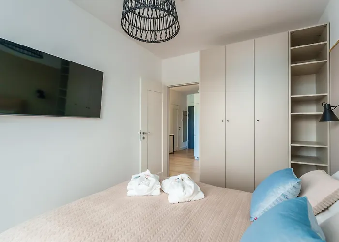 Lighthouse - Polanki Aqua - *